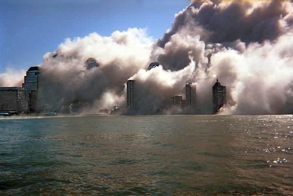 911 - NYC skyline shrouded in dust after the 10:28 collapse of 1 WTC, the North Tower.