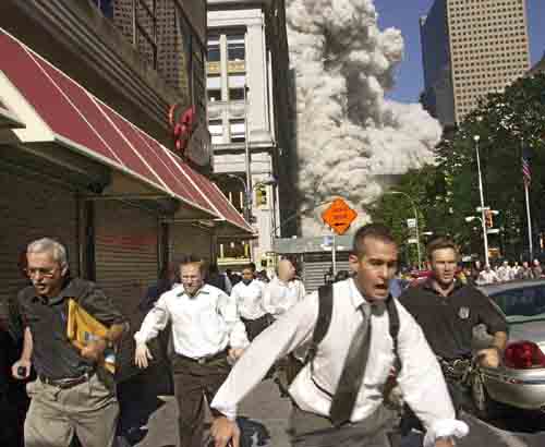 911 People flee collapse of the WTC Towers