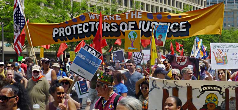 ClimateMarch WashingtonDC Apr2017 Group1of8-JusticeProtectors