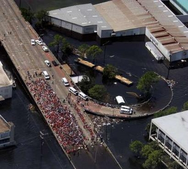 Prisoners held on highway.