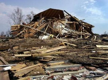 House peaked against sky, LakePonchartrainSlidellLA9Sept