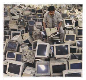 Recycled PC CRT monitors 2006, France