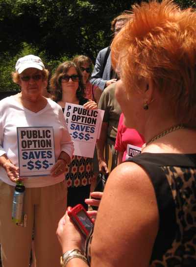 Senator Webb staffer Gwen Sigda at our MoveOn demonstration for health care